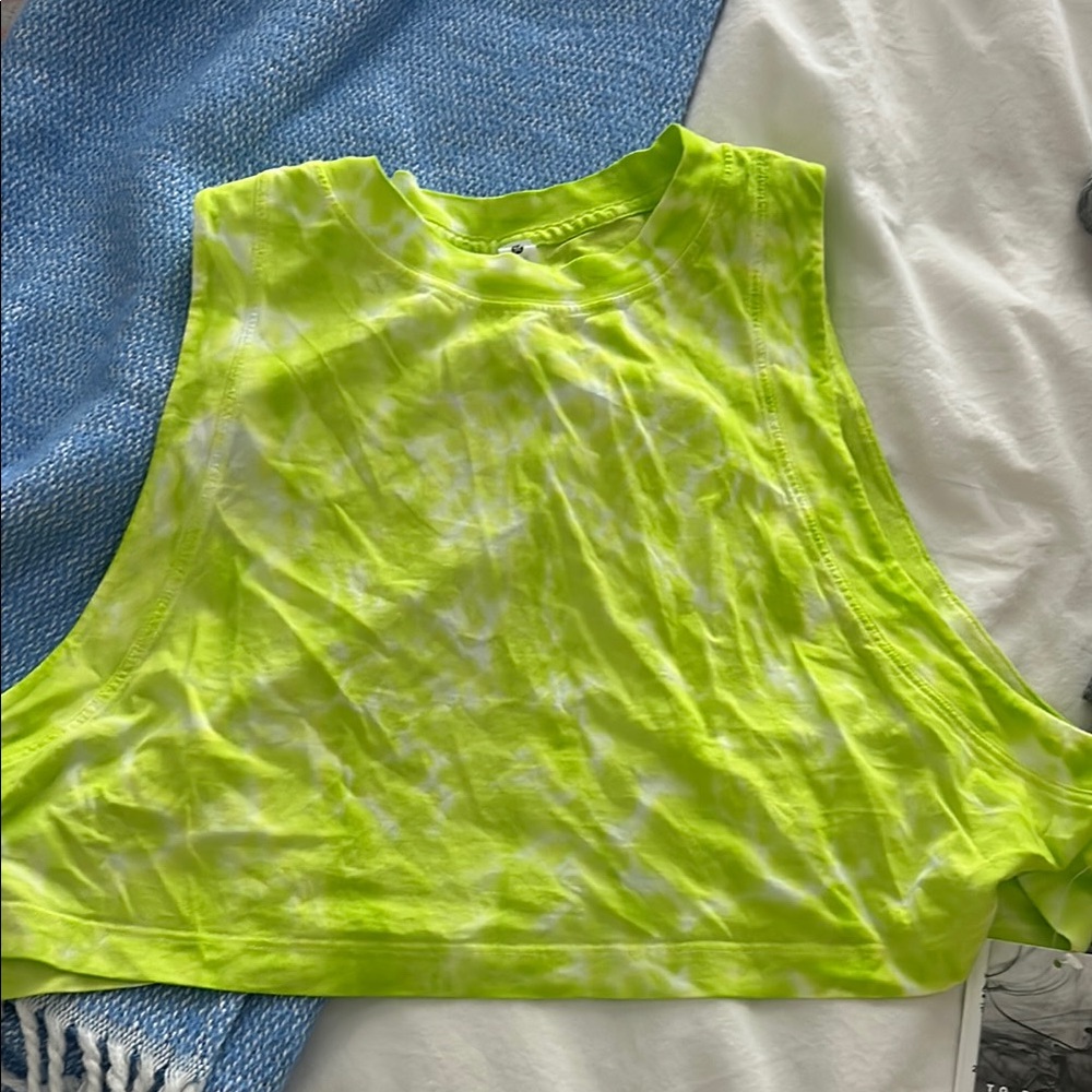 Lululemon Athletica Neon Green Muscle Tee Crop